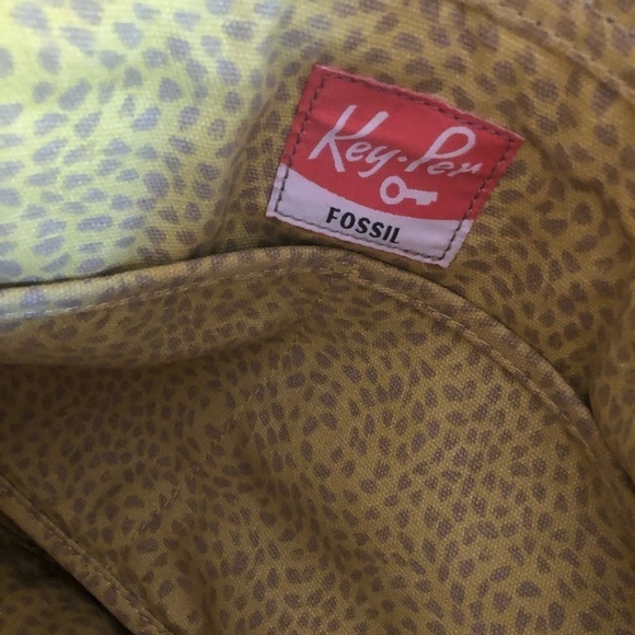 Fossil Large Wax Canvas Key-Per Shoulder Bag Tote Floral Print Pockets 15X14 BIG - Picture 9 of 12